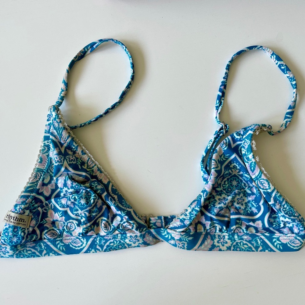 RHYTHM: Pebble Bikini Top